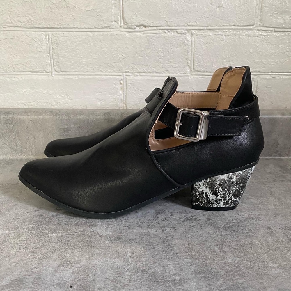 Mark boots